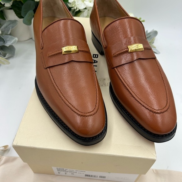 Men\'s Bally scribe  grain Leather loafers size 9, made in Italy main image 9